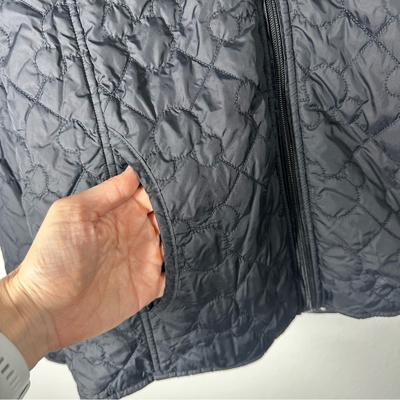 Disney Parks Black Quilted Hooded Mickey Jacket Women's Medium M Sherpa Lined - Picture 4 of 9